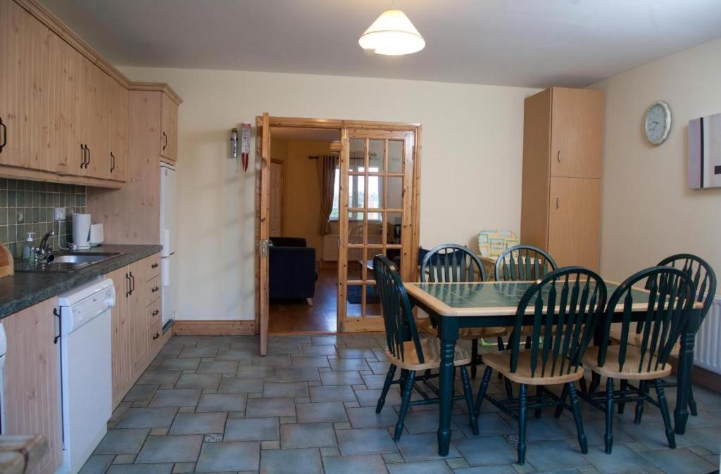 Ceol Na Mara Guest House Enniscrone Buitenkant foto